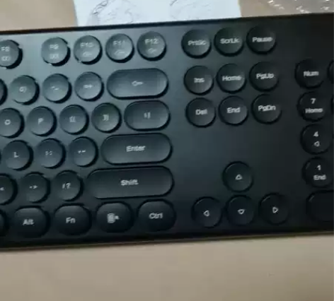 雷柏无线光学鼠标套装，卖回来一直没用上，现...