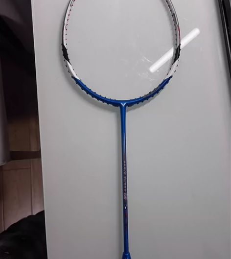 胜利亮剑12，正品，9点位置有断点，图4是...