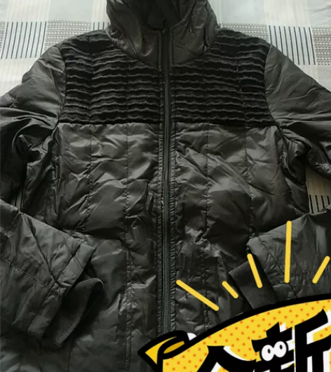 品牌型号 :鸿星尔克羽绒服全新，M码，70...