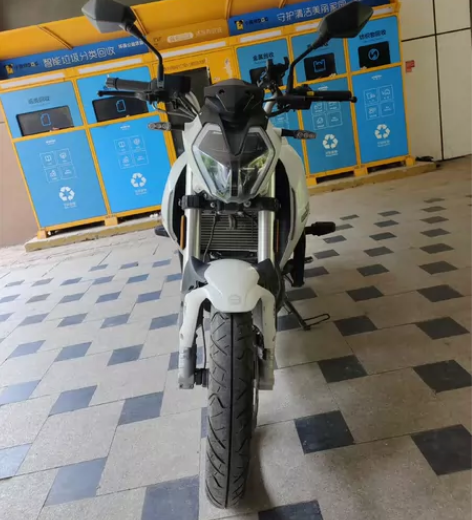 贝纳利小迅龙150_31  京B私户 绝对...