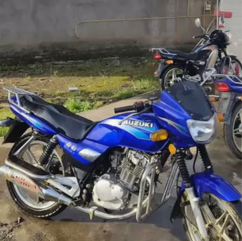 慢出铃木钻豹125 感兴趣的话点“我想要”...