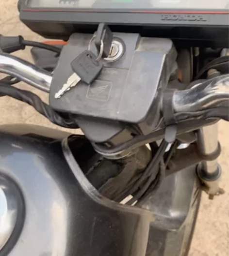 进口飞鹰本田王125c合适就来找我 感兴趣...