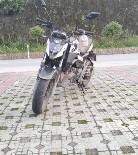 21年春风狒狒9成新可上门自提，放家里也是...