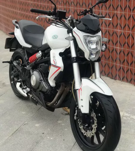 16年黄龙300到货 有牌有证 加装射灯 ...