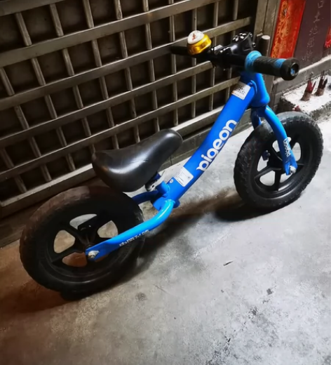 飞鸽儿童平衡车2-3-6岁宝宝无脚踏滑步车...