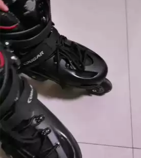 美洲狮溜冰鞋成人直排轮滑鞋成年旱冰鞋专业平...