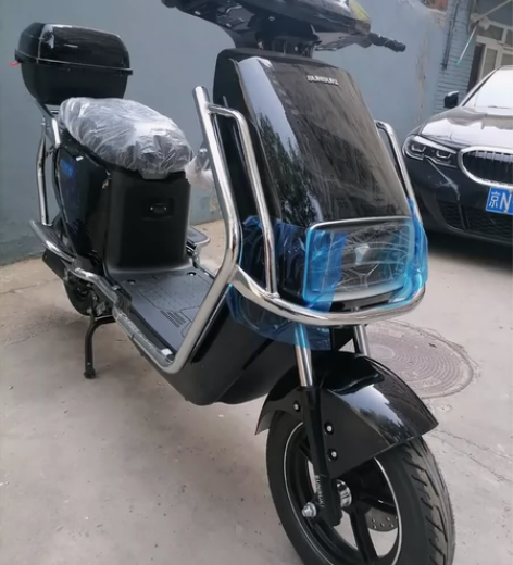 电动自行车全新闲置转让，前后油碟真空胎，大...