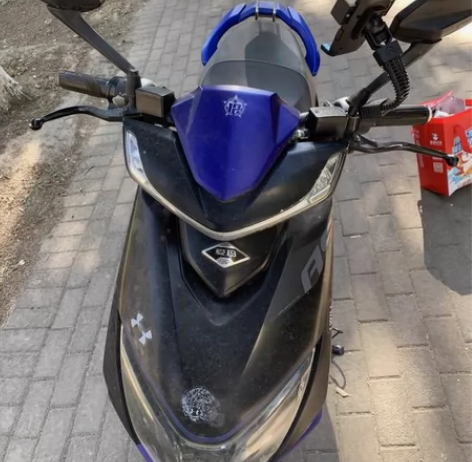 爱玛电动车，爱玛电动车，七成新，车很大，座...