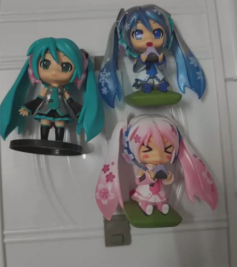 初音未来手办，摆件 感兴趣的话点“我想要”...