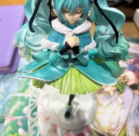 国产雪草初音（有盒） 感兴趣的话点“我想要...