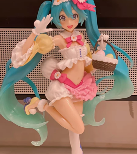 优质初音未来手办四款少女公主玩偶模型装饰卡...