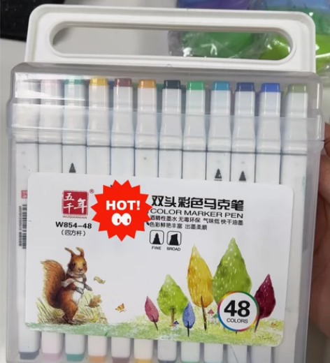 双头彩色马克笔48色48支 几乎全新孩子闲...