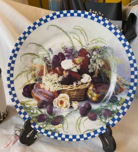 出口欧洲展览看盘，无低标这是很多年前的产品...