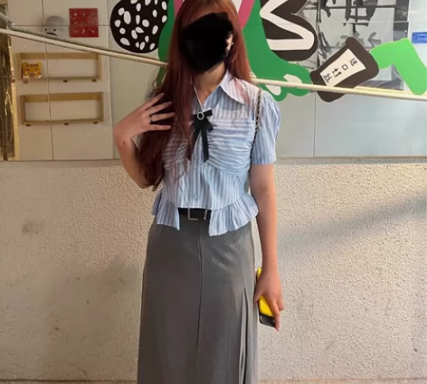 学院风裙子一套 只穿过一次 可小刀 感兴趣...