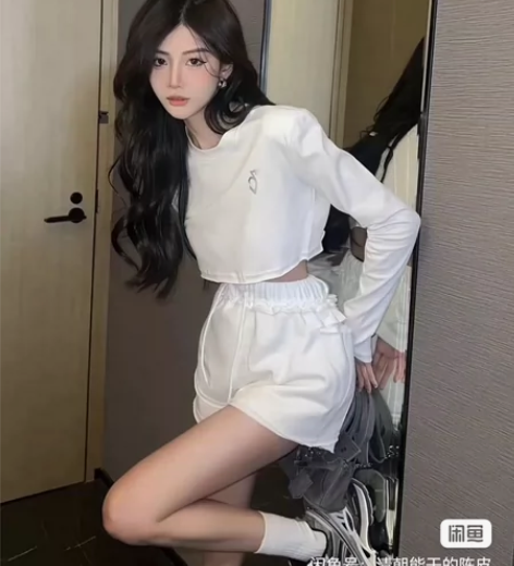 全部10元一件 性感吊带上衣，牛仔短裤，牛...